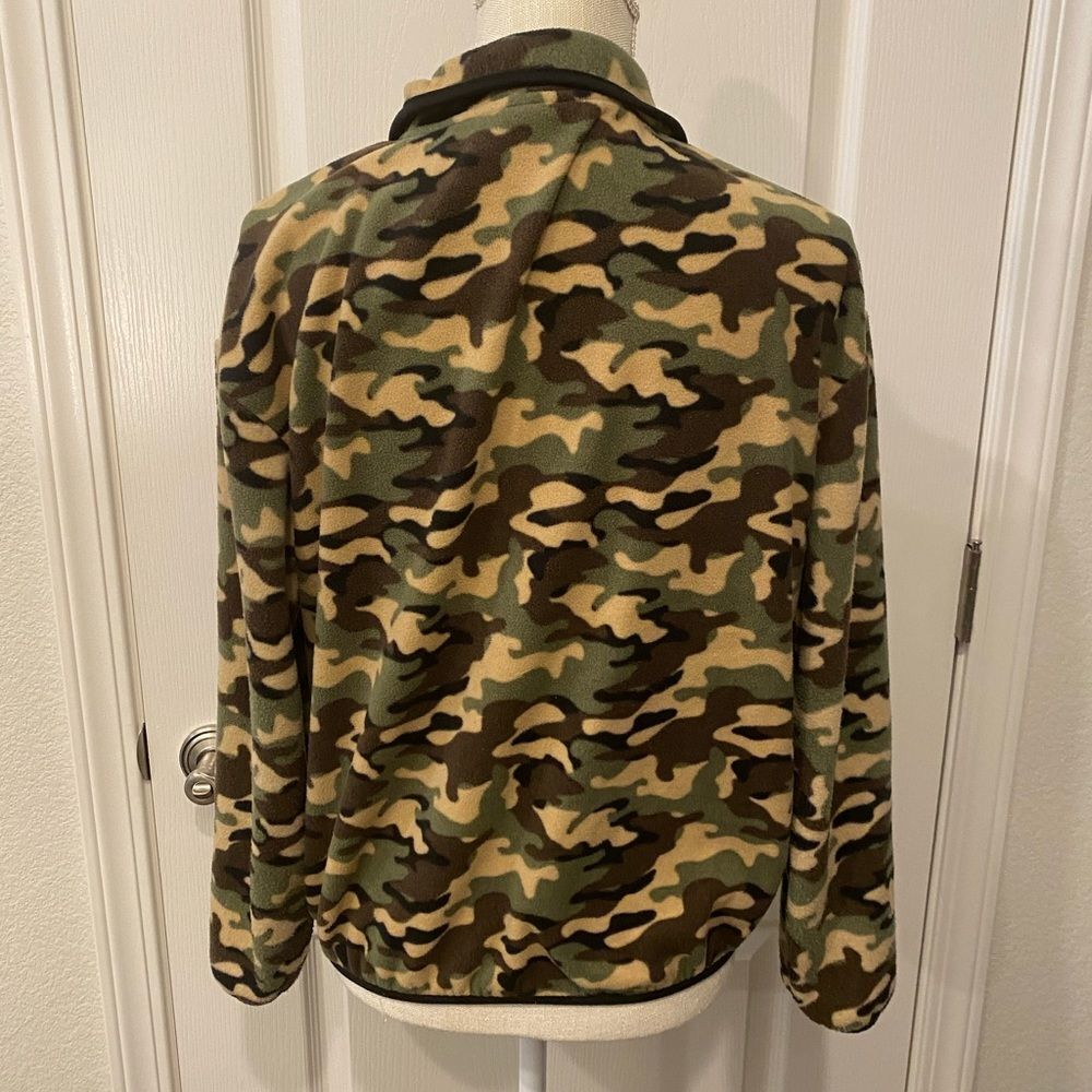 No Boundaries camo sweater - Picture 5 of 7